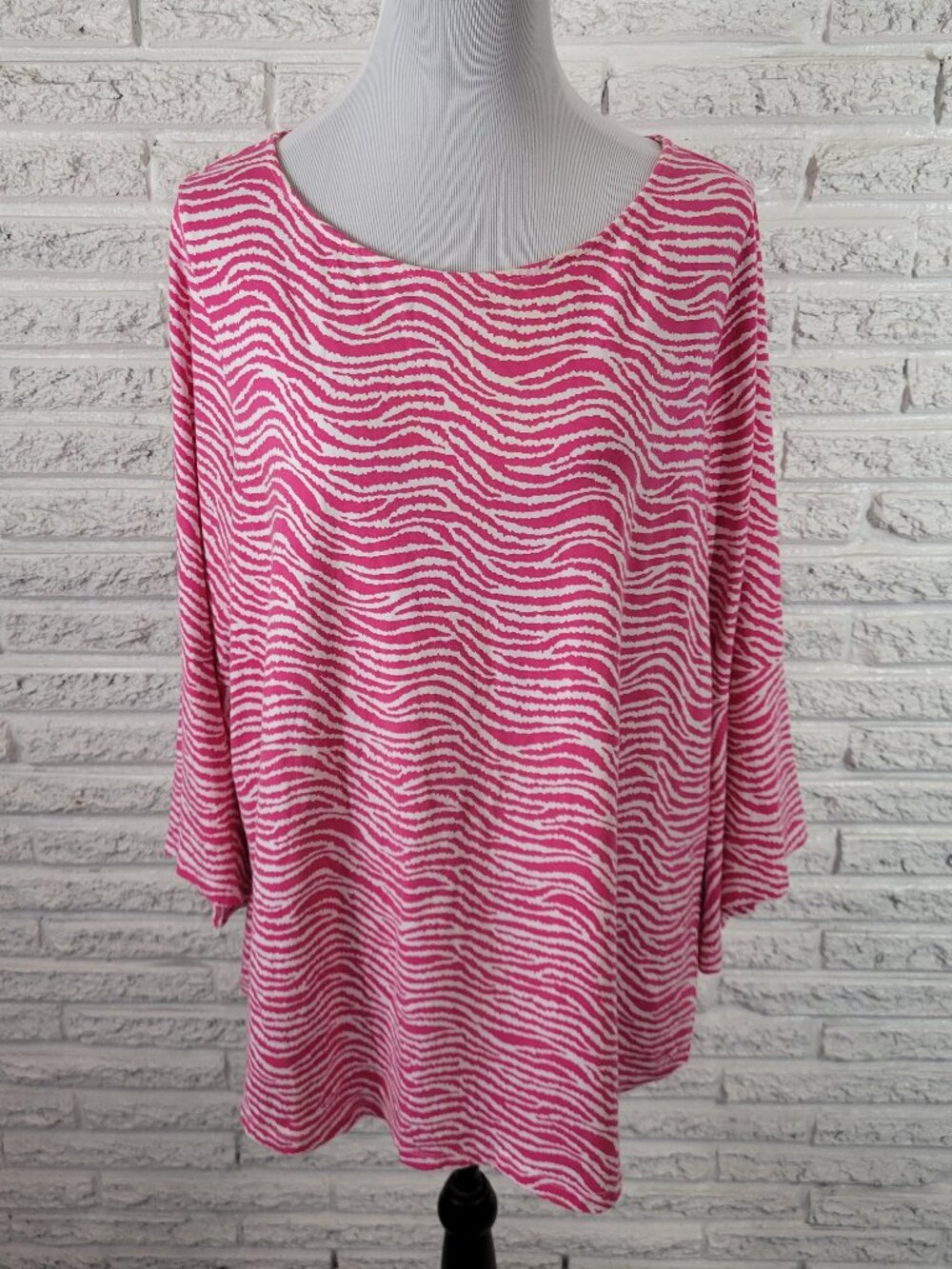 Belle Kim Gravel Womens 1X Pink White‎ Animal Print Bell Sleeve Tunic ANI30E